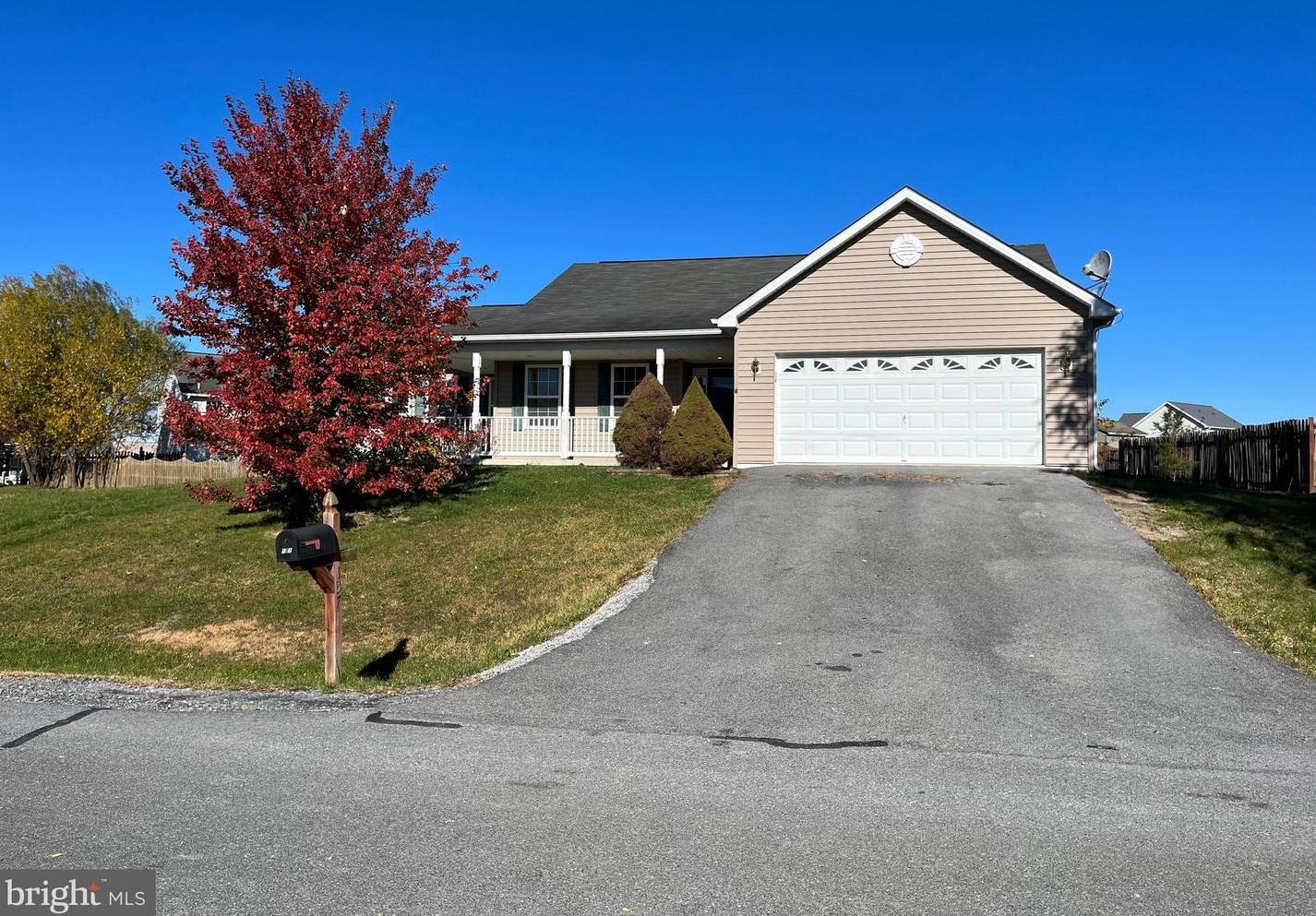 137 Marlowe Dr, Inwood, WV 25428