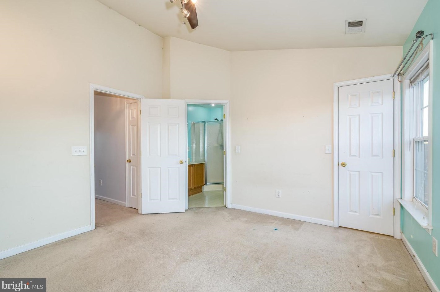 806 Desota Way, Martinsburg WV 25401-0079 exterior