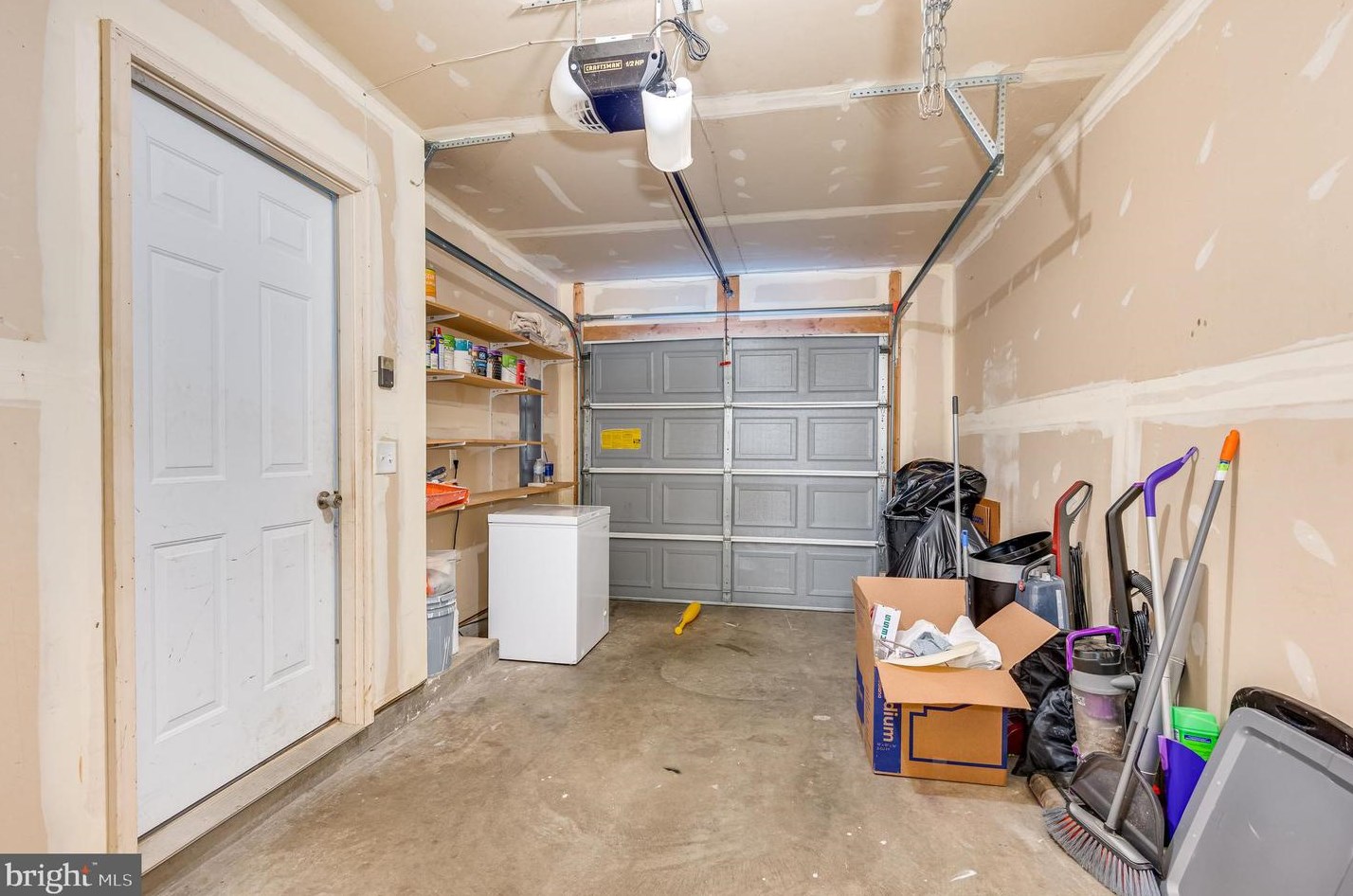 806 Desota Way, Martinsburg WV 25401-0079 exterior