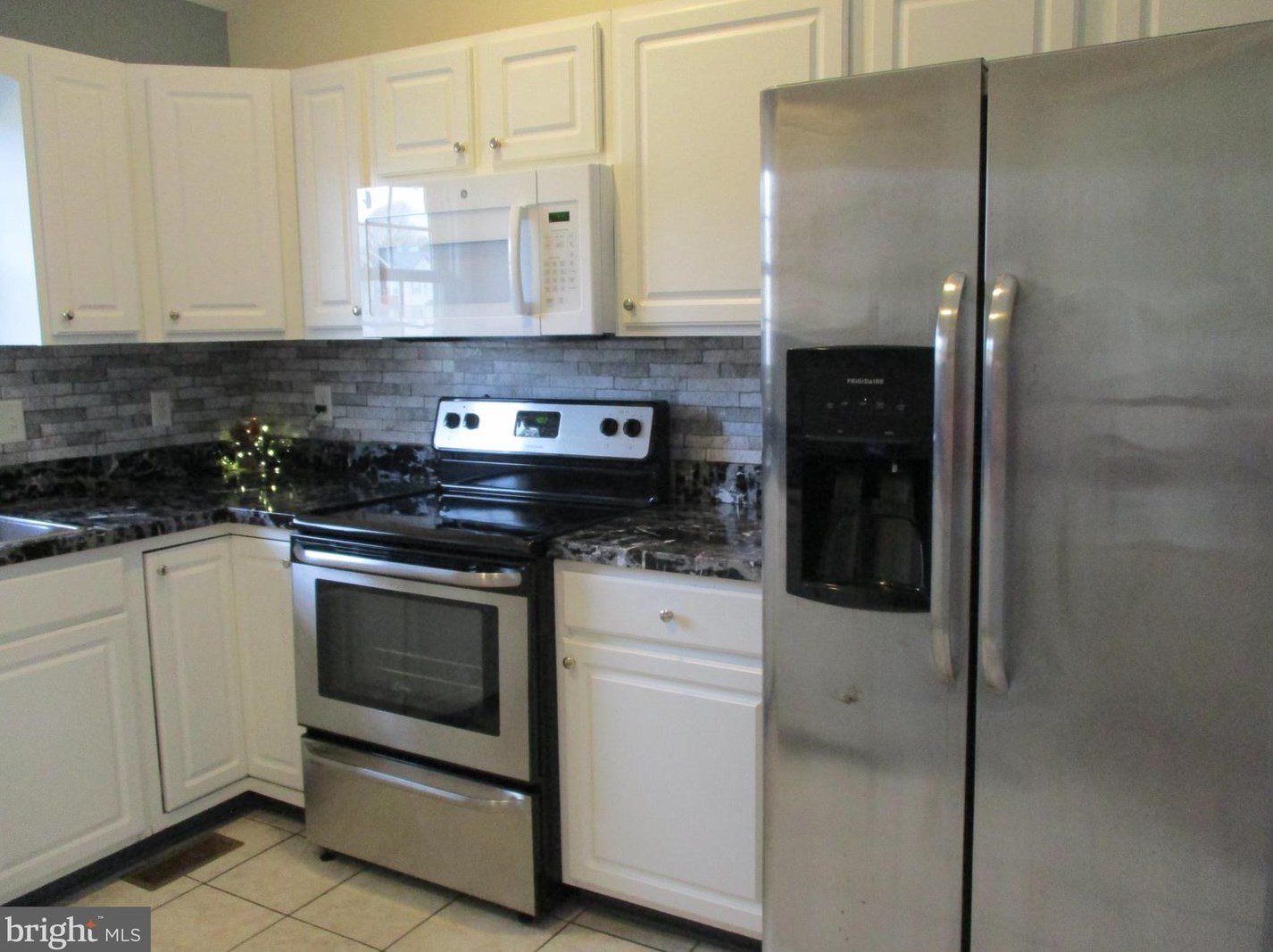 310 Talisman Dr, Martinsburg WV  25403-2284 exterior