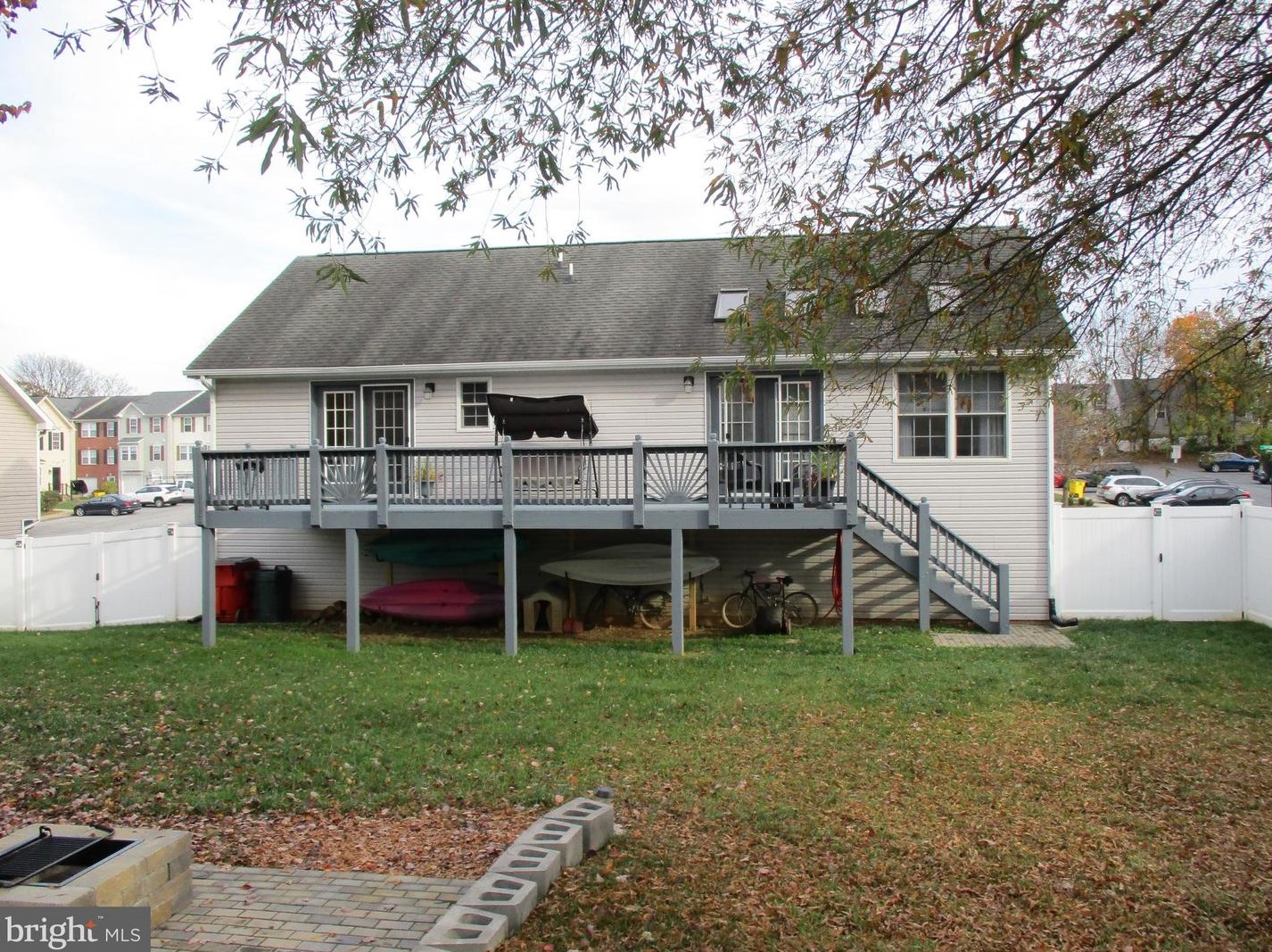 310 Talisman Dr, Martinsburg WV  25403-2284 exterior