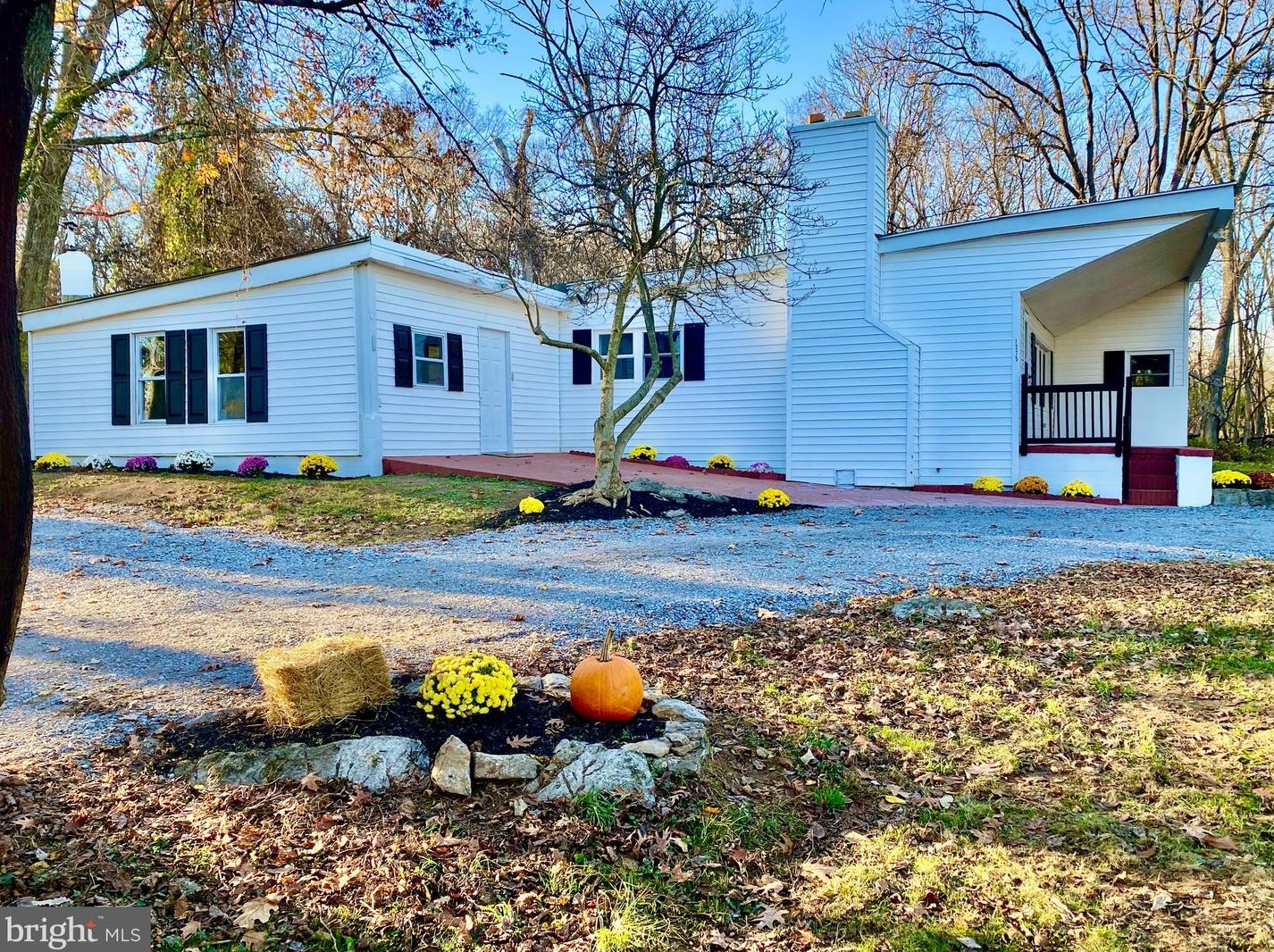 1275 Rock Cliff Dr, Martinsburg, WV 25401-3280