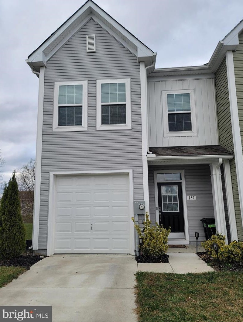 137 Oflannery Ct, Martinsburg, WV 25403