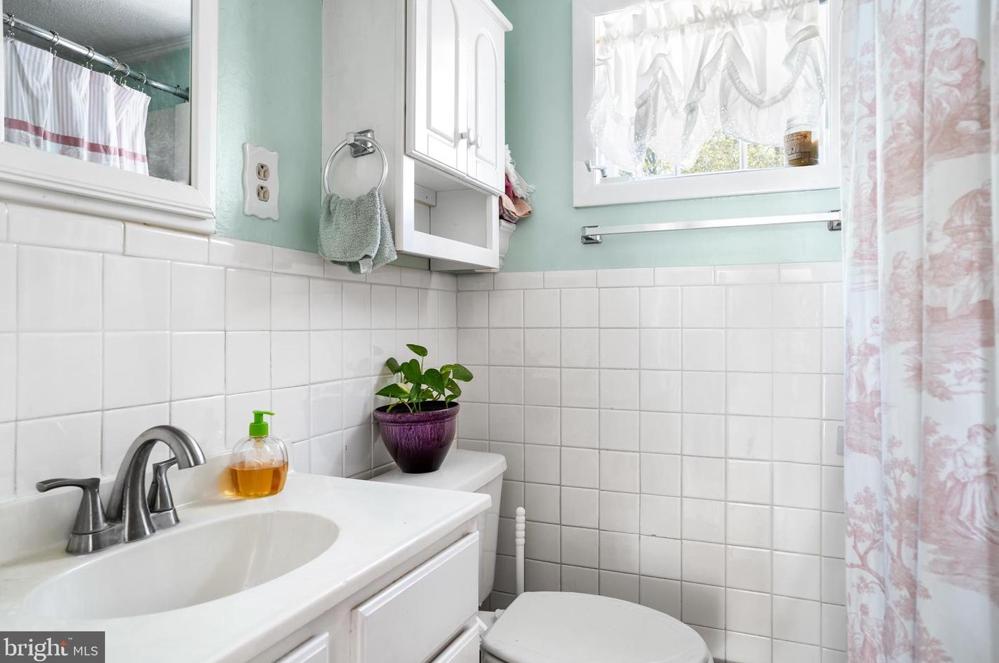 6127 Winchester Ave, Inwood WV  25428-4510 exterior