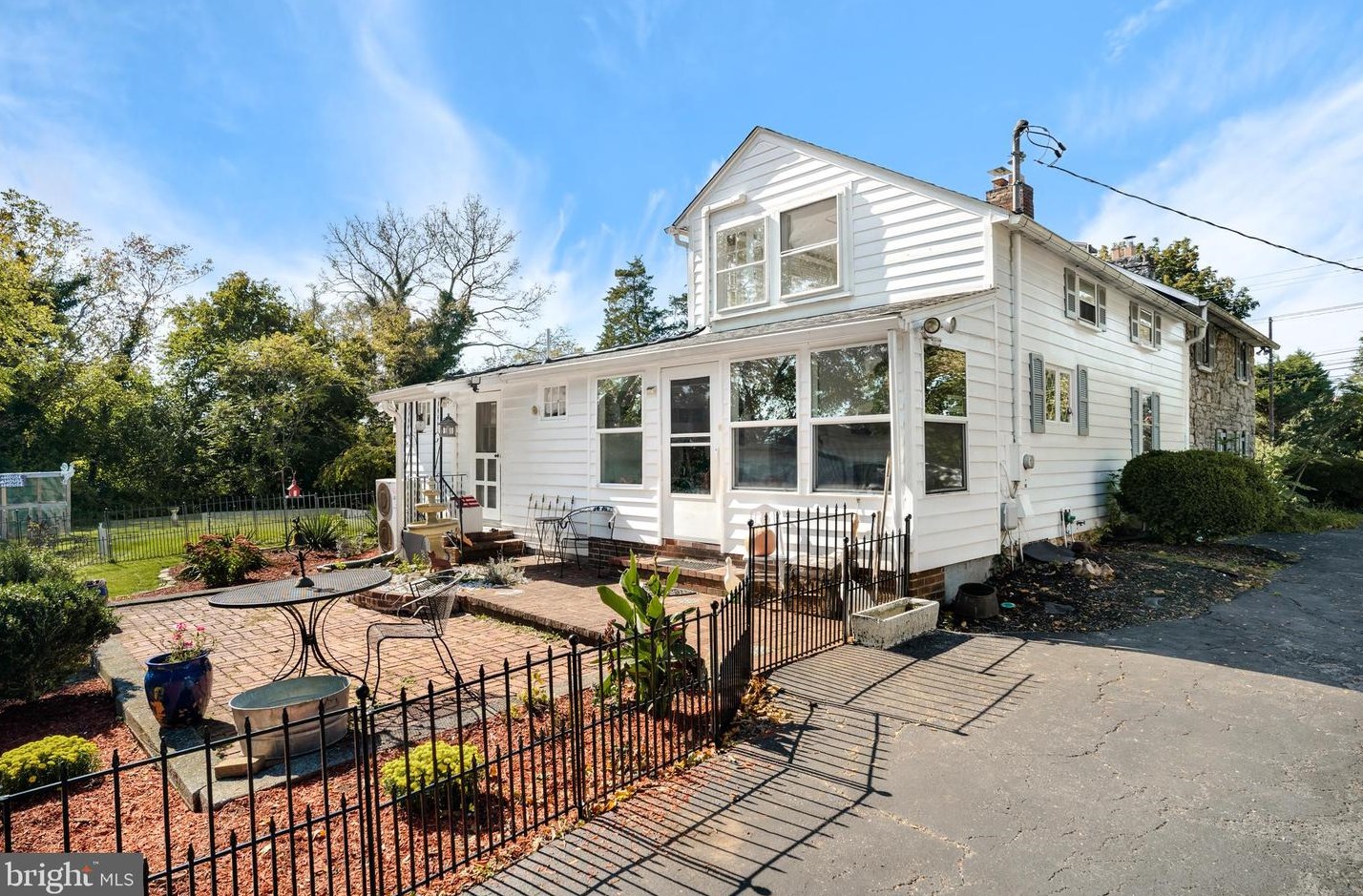 6127 Winchester Ave, Inwood WV  25428-4510 exterior