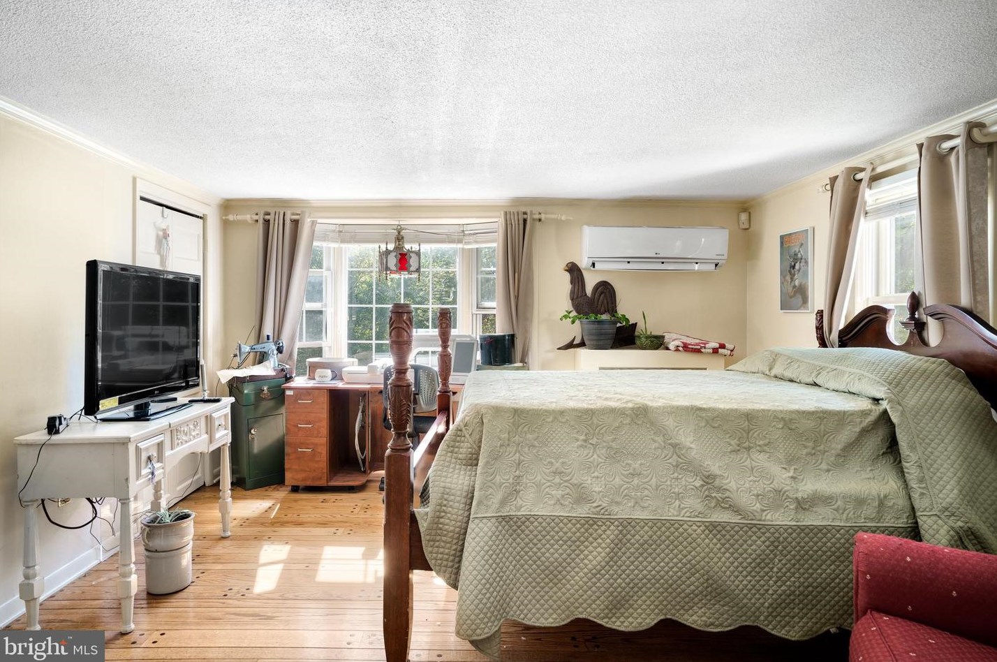 6127 Winchester Ave, Inwood WV  25428-4510 exterior