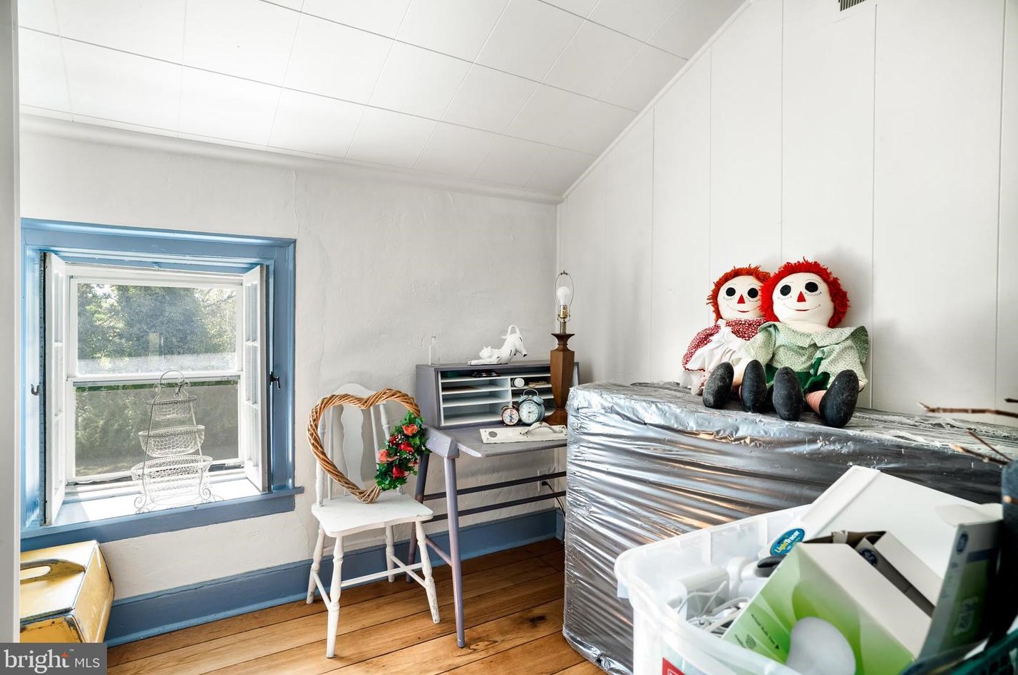 6127 Winchester Ave, Inwood WV  25428-4510 exterior