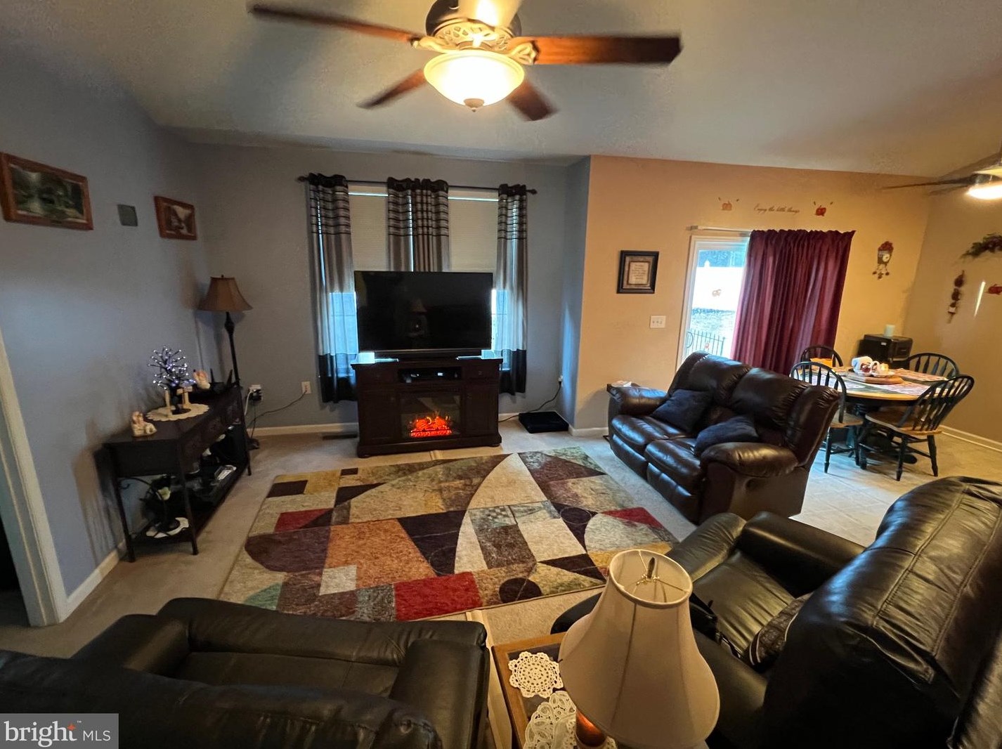 466 Bentley Dr, Inwood WV 25428-3427 exterior