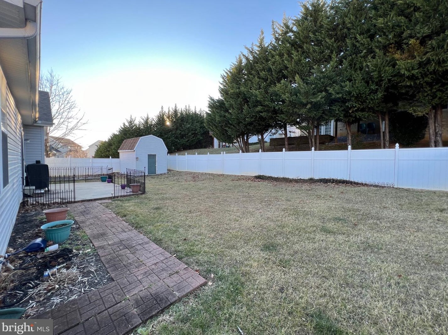 466 Bentley Dr, Inwood WV 25428-3427 exterior