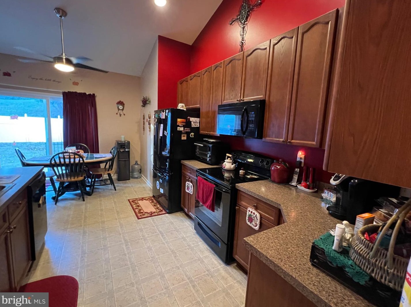 466 Bentley Dr, Inwood WV 25428-3427 exterior