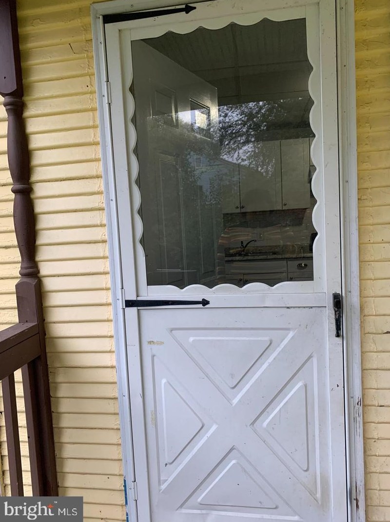 114 Kentucky Ave, Martinsburg WV 25401-2307 exterior