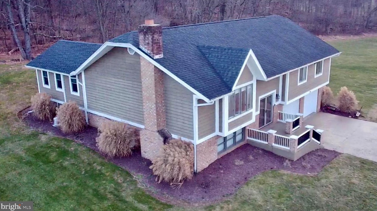 324 Rodeo Dr, Martinsburg, WV 25403-6306