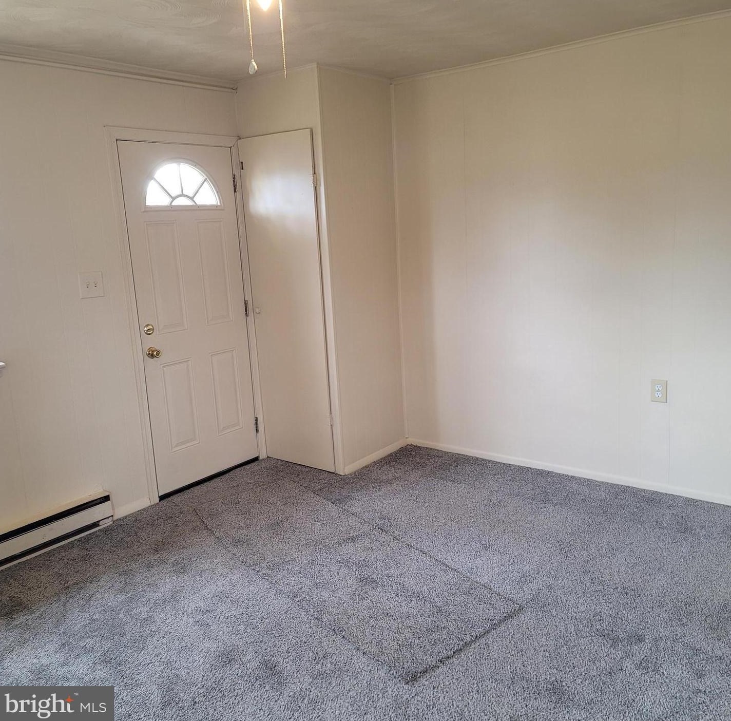 302 N Western Ave Apt 2, Martinsburg, WV 25404