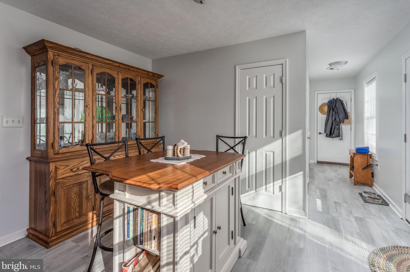 61 Reynolds Ct, Inwood WV  25428-4378 exterior