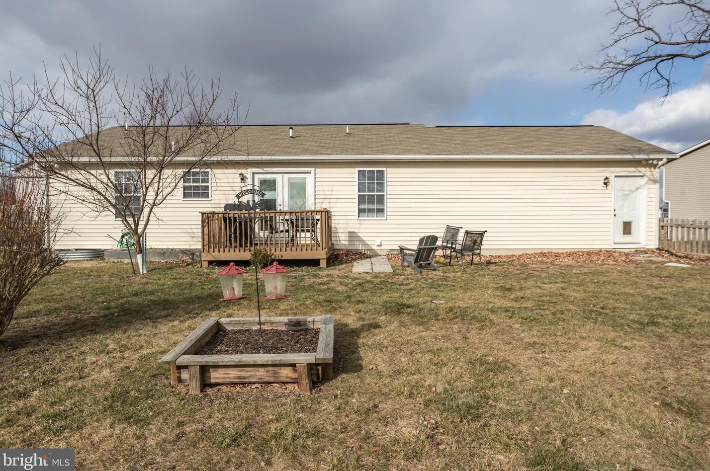 61 Reynolds Ct, Inwood WV  25428-4378 exterior