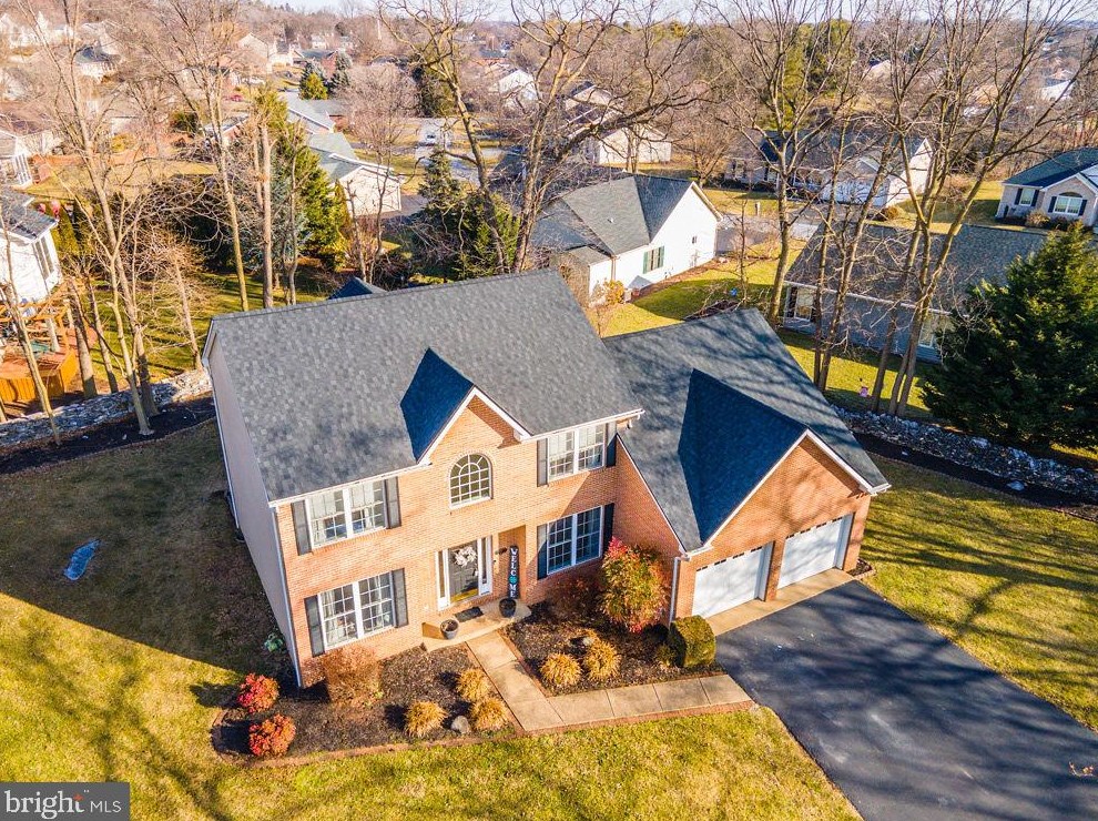 177 Gemstone Dr, Martinsburg, WV 25401-1841