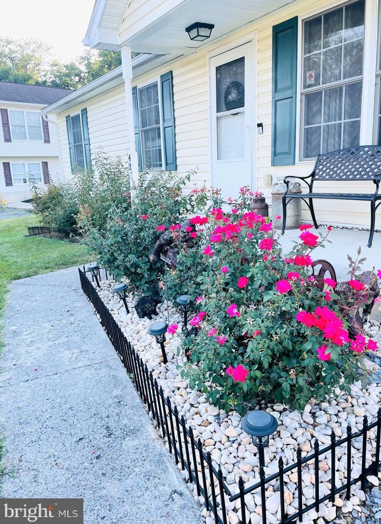 42 Kelsey Way, Inwood, WV 25428-3896