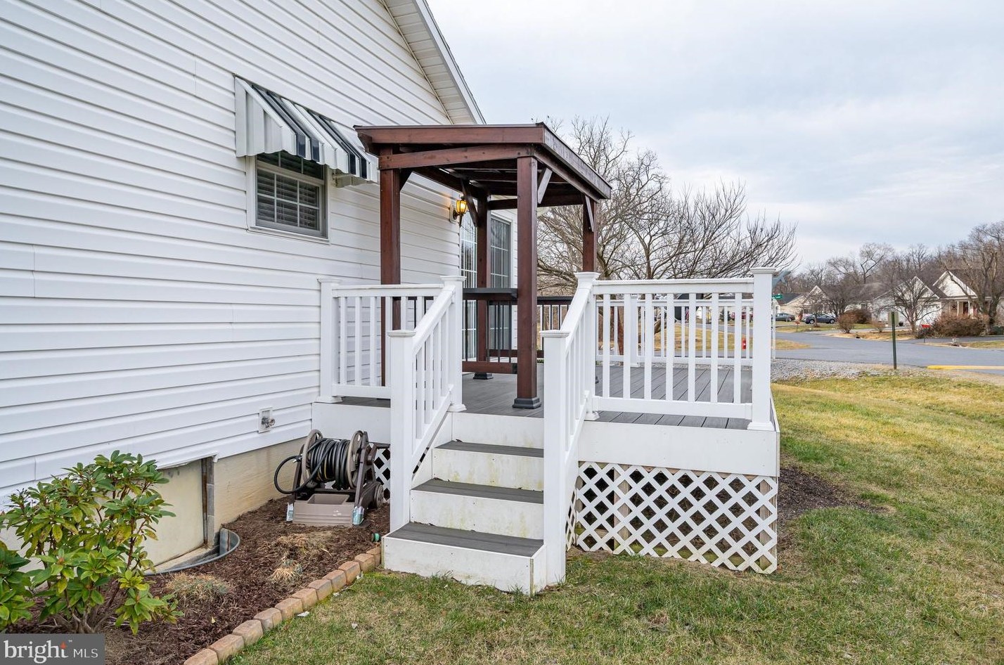 9 Disciple Ln, Inwood WV 25428-4984 exterior