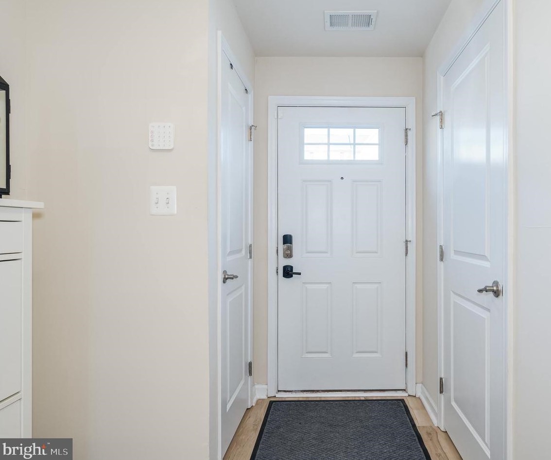 142 Gauley Riv Path, Falling Waters, WV 25419