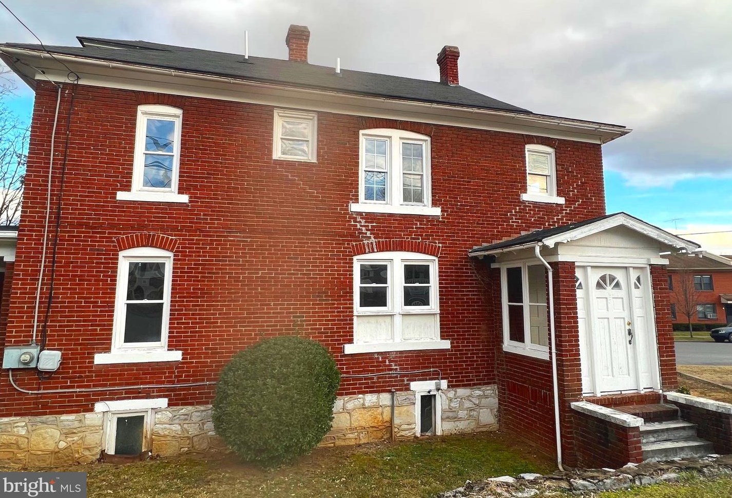 800 W South St, Martinsburg, WV 25401