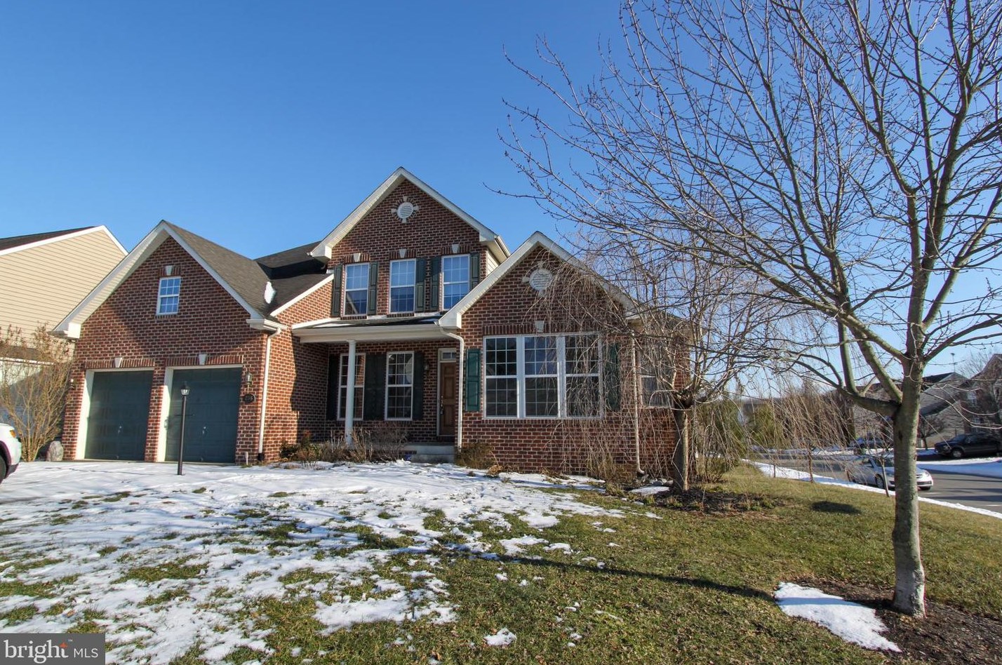 236 Richwood Hall Rd, Martinsburg, WV 25430