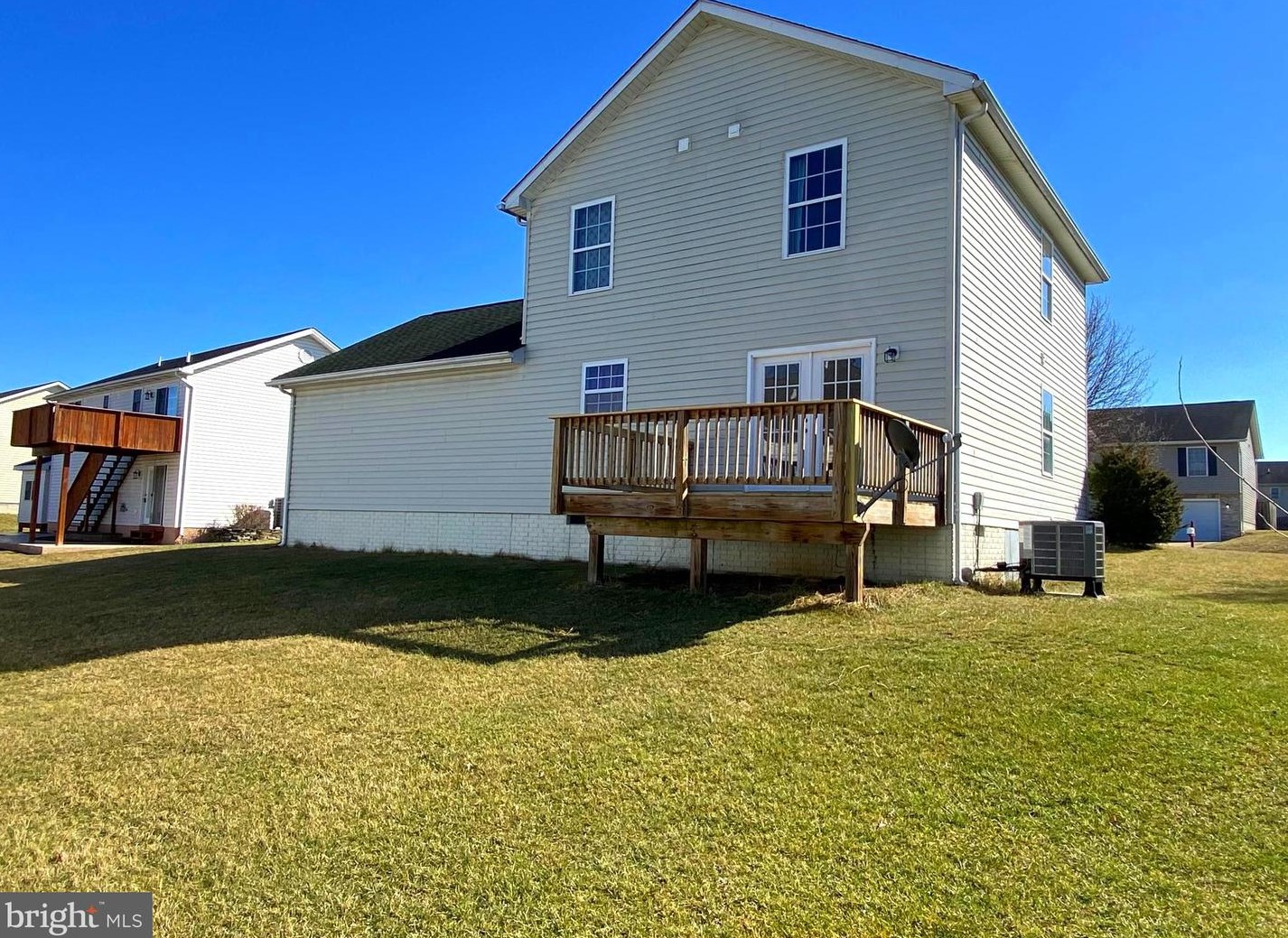 51 Taft Dr, Inwood, WV 25428-4006