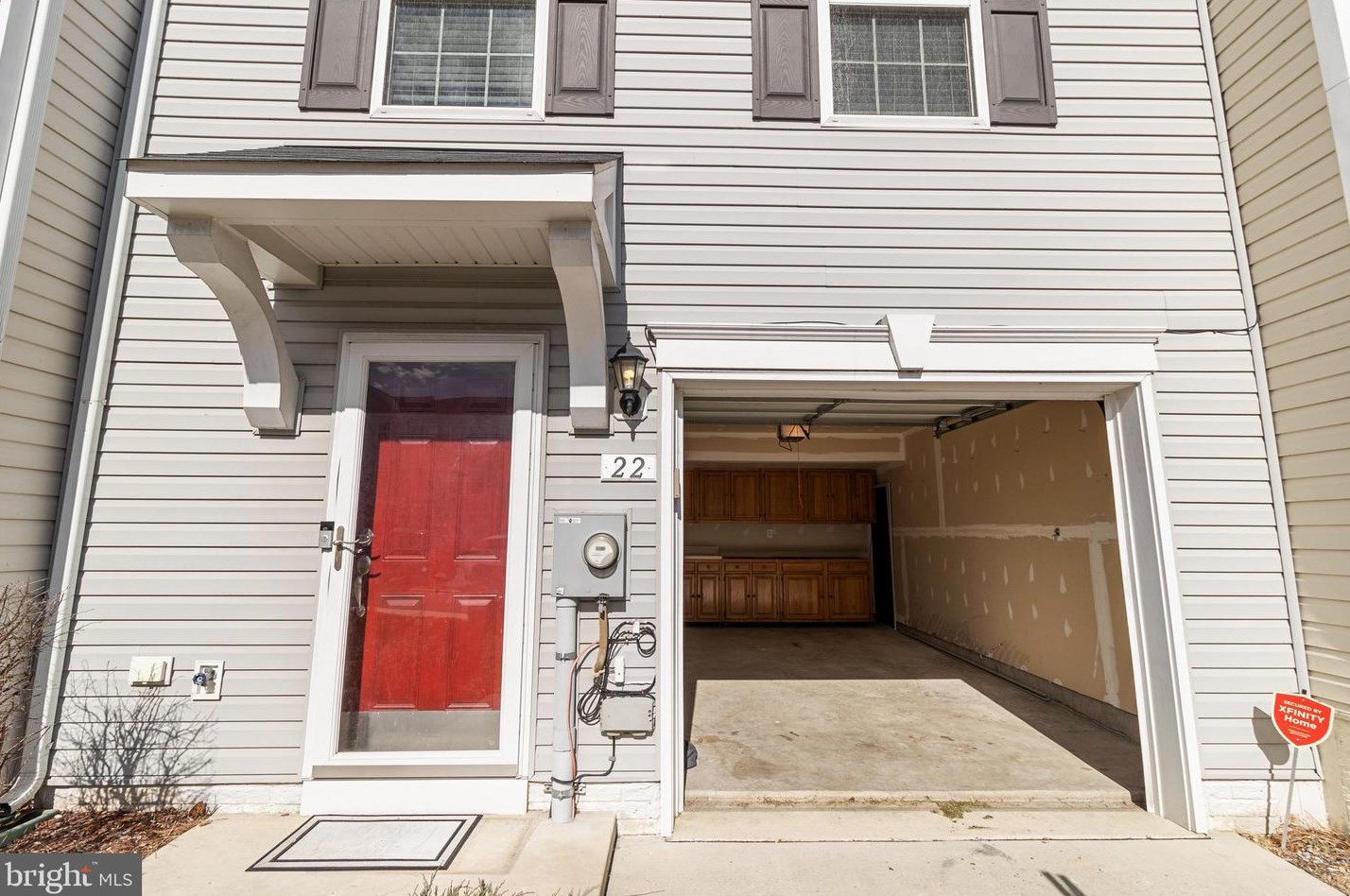 22 Appalachian Ct, Falling Waters, WV 25419
