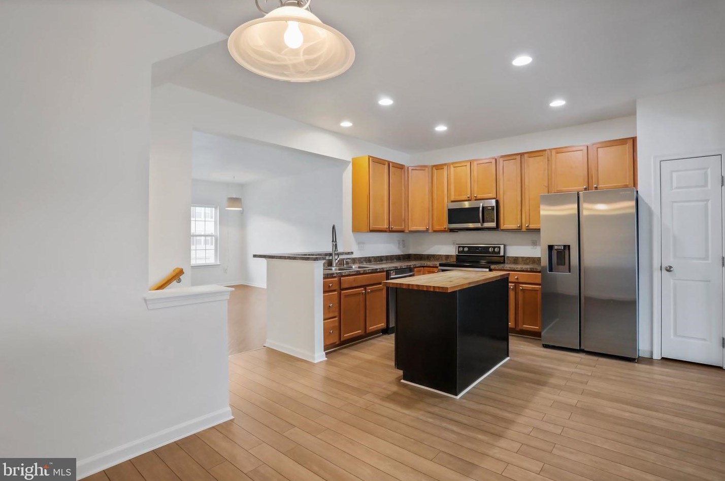23 Tidewater Ter, Falling Waters, WV 25419