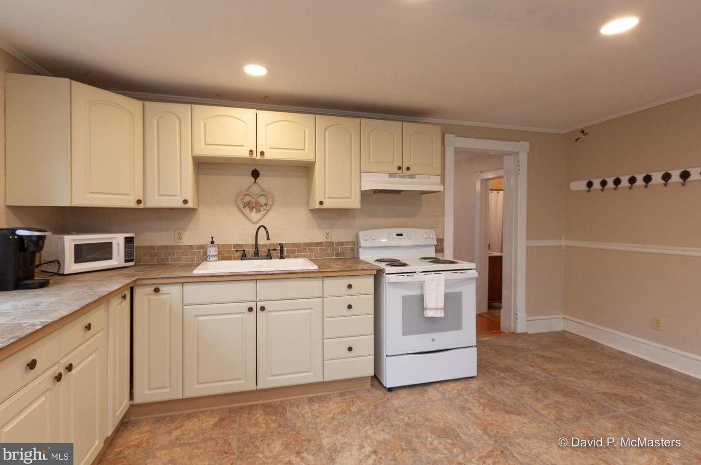 52 Carlton Dr, Inwood WV  25428-4901 exterior