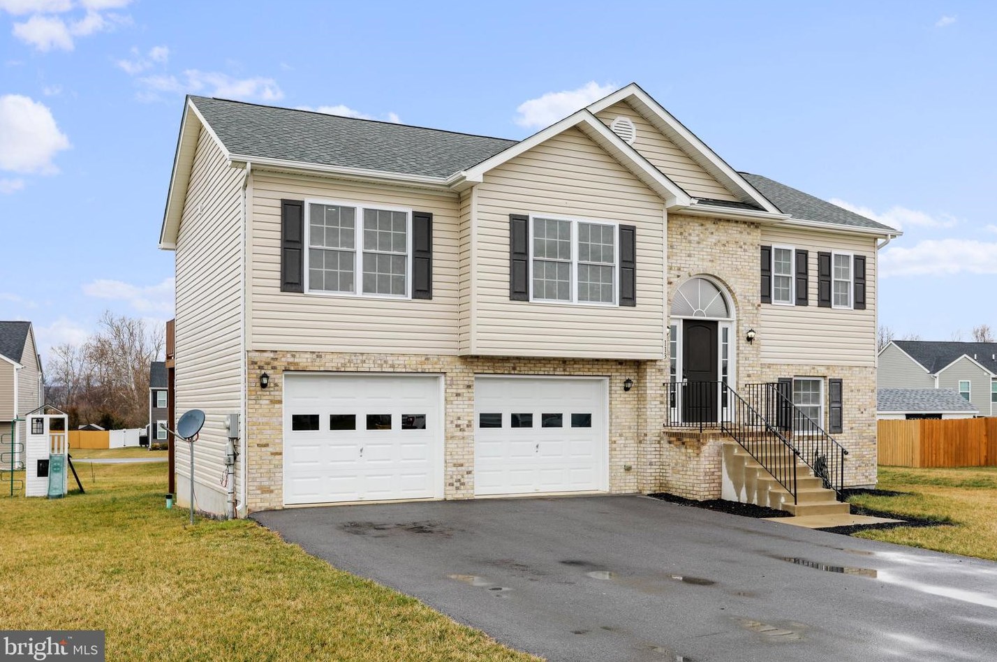 113 Bishop Ave, Inwood, WV 25428-3922