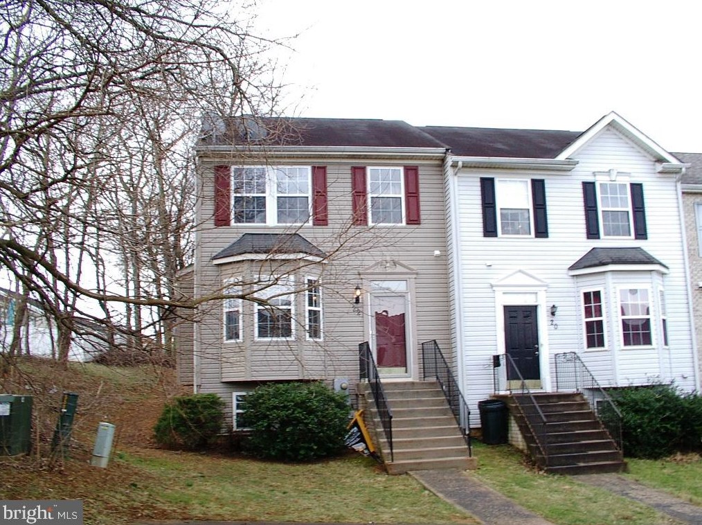 22 Crab Apple Ct, Martinsburg, WV 25403-2289