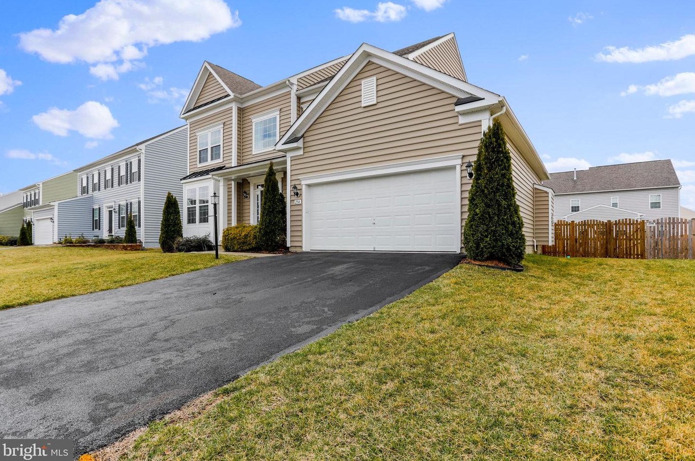 294 Ticonderoga Dr, Martinsburg, WV 25430