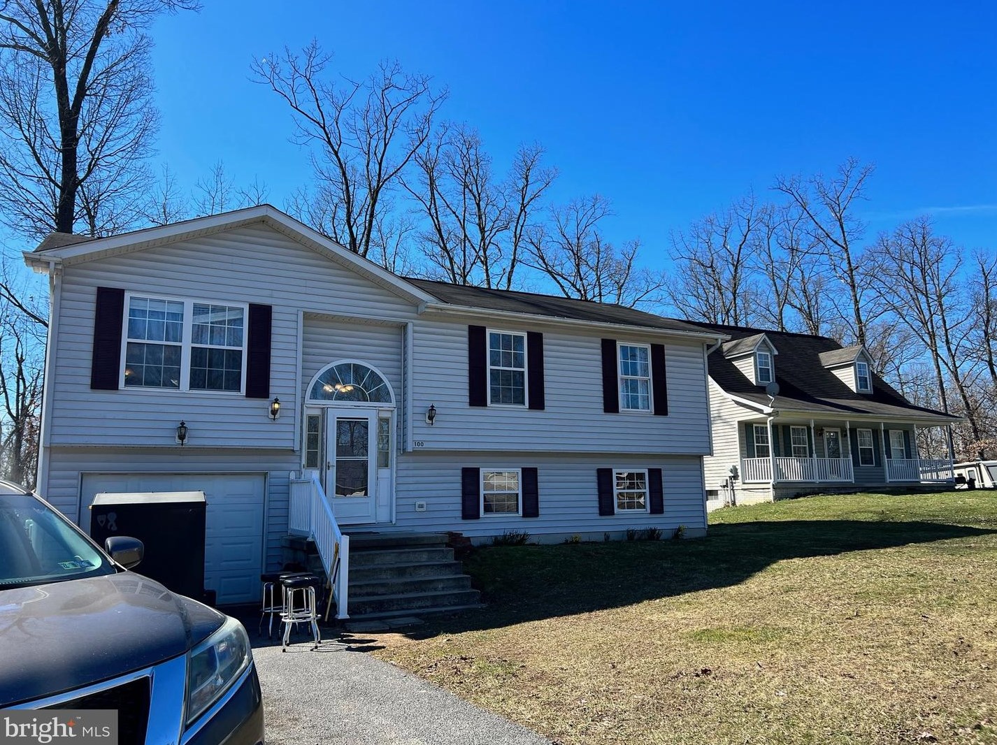 100 Scarlet Oak Dr, Martinsburg, WV 25405-8168