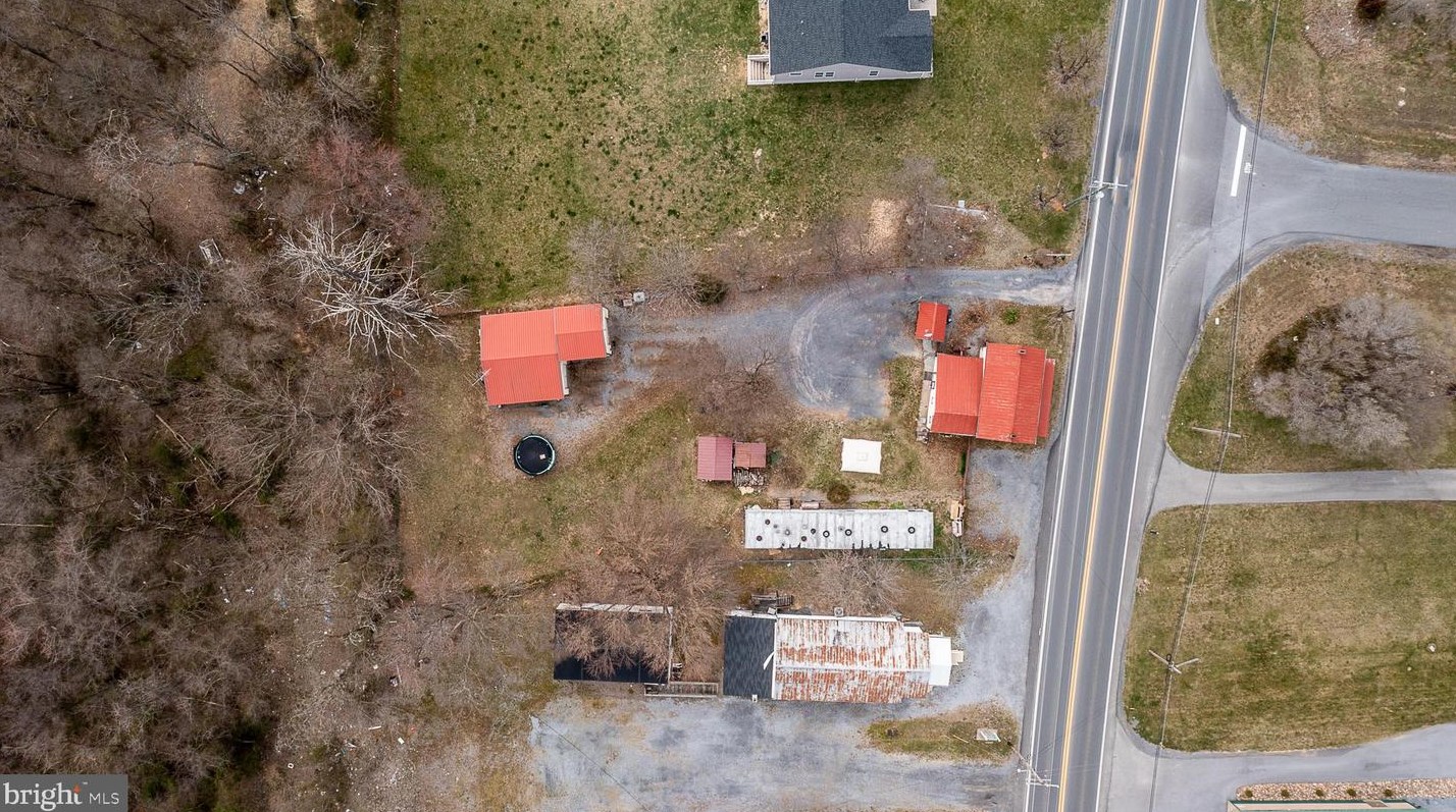 6997 Winchester Ave, Inwood, WV 25428