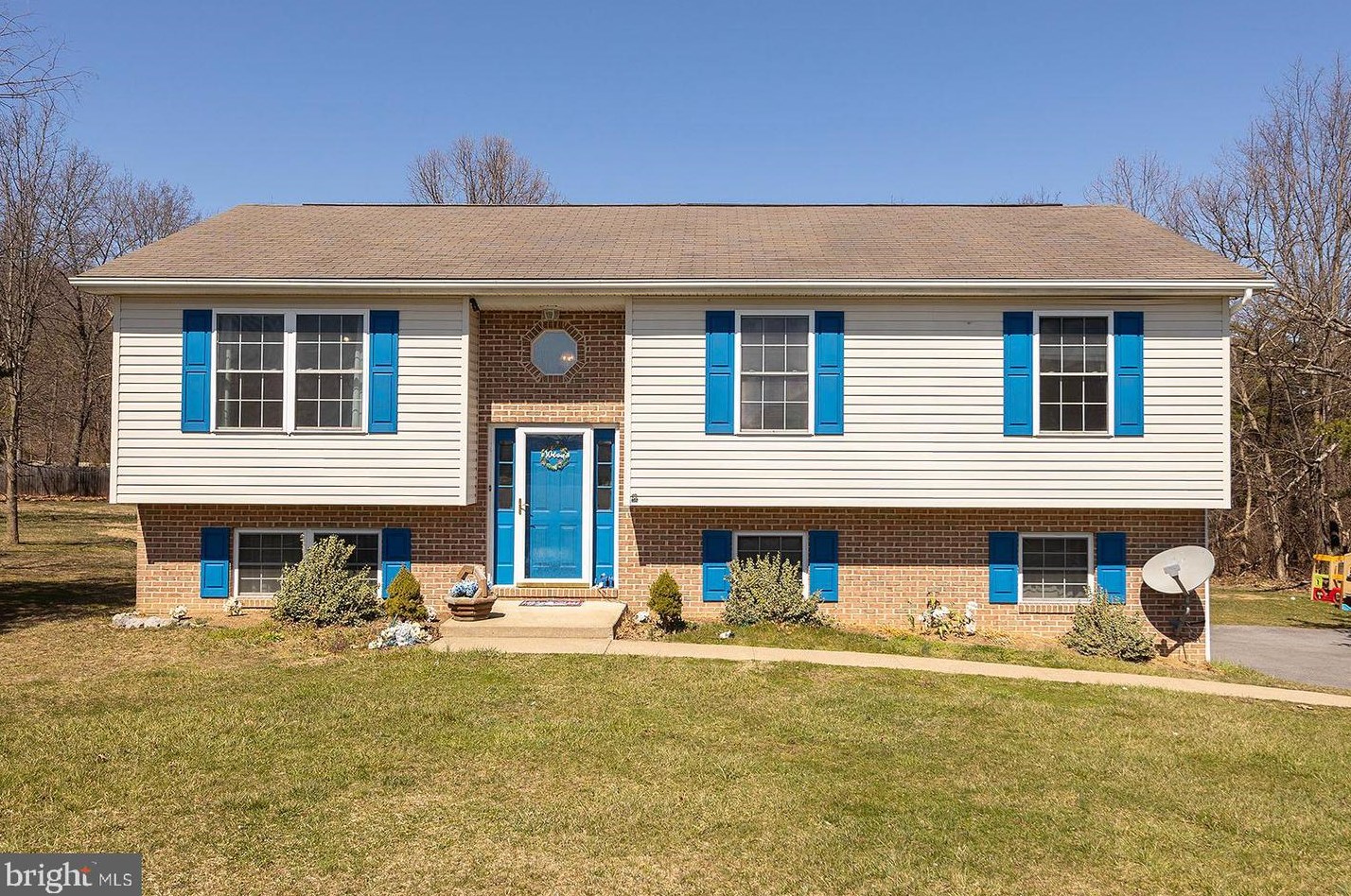 21 Mcclellan Ct, Gerrardstown, WV 25420