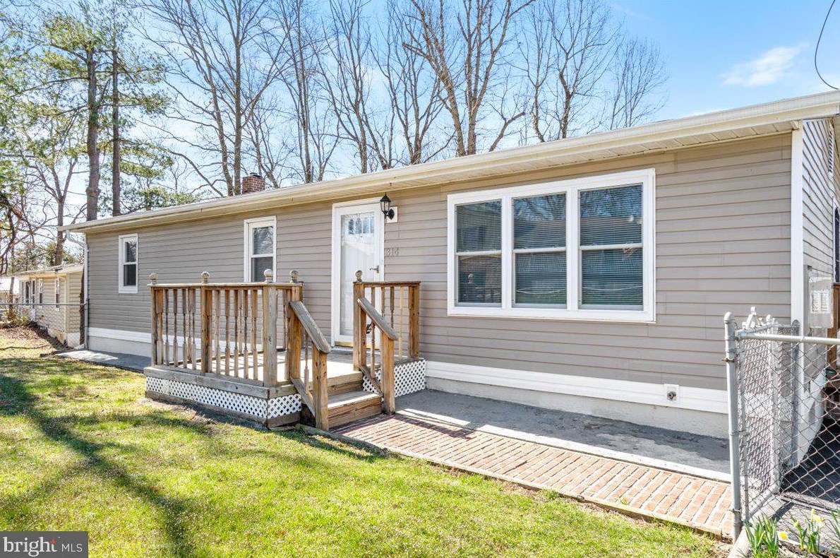 314 Blair St, Martinsburg, WV 25404-7111