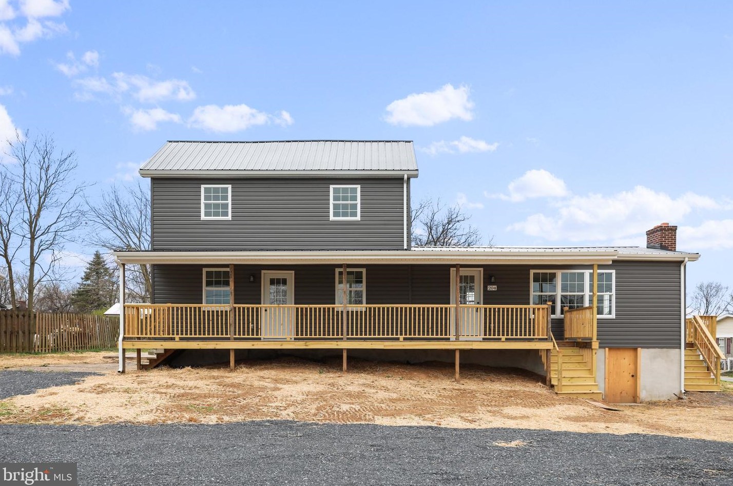 204 Hanshew Ln, Martinsburg, WV 25404-7075