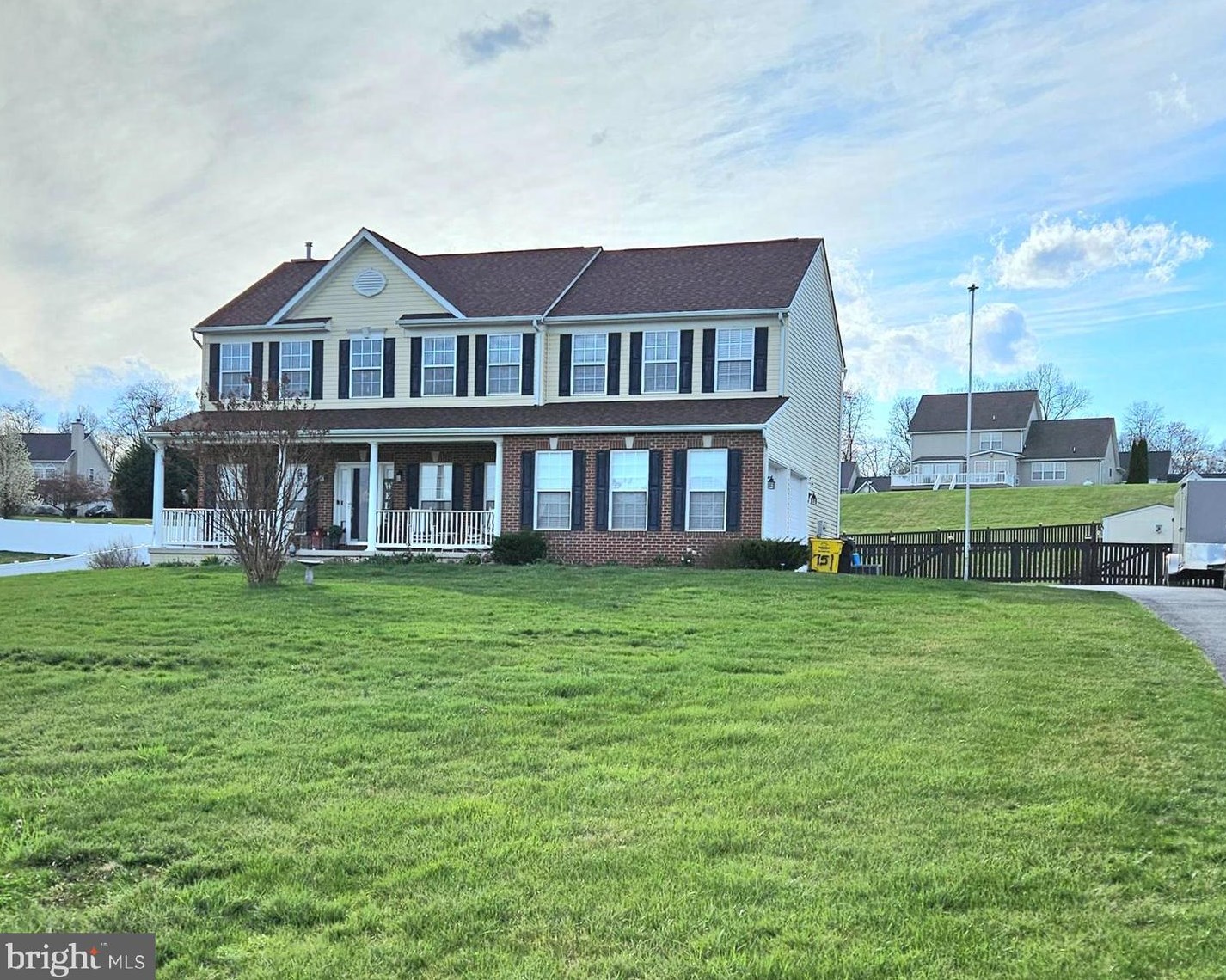 751 Crushed Apple Dr, Martinsburg, WV 25403-7762