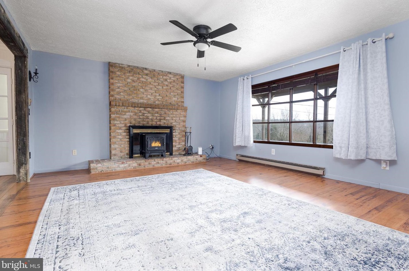309 Camp Frame Rd, Hedgesville, WV 25427