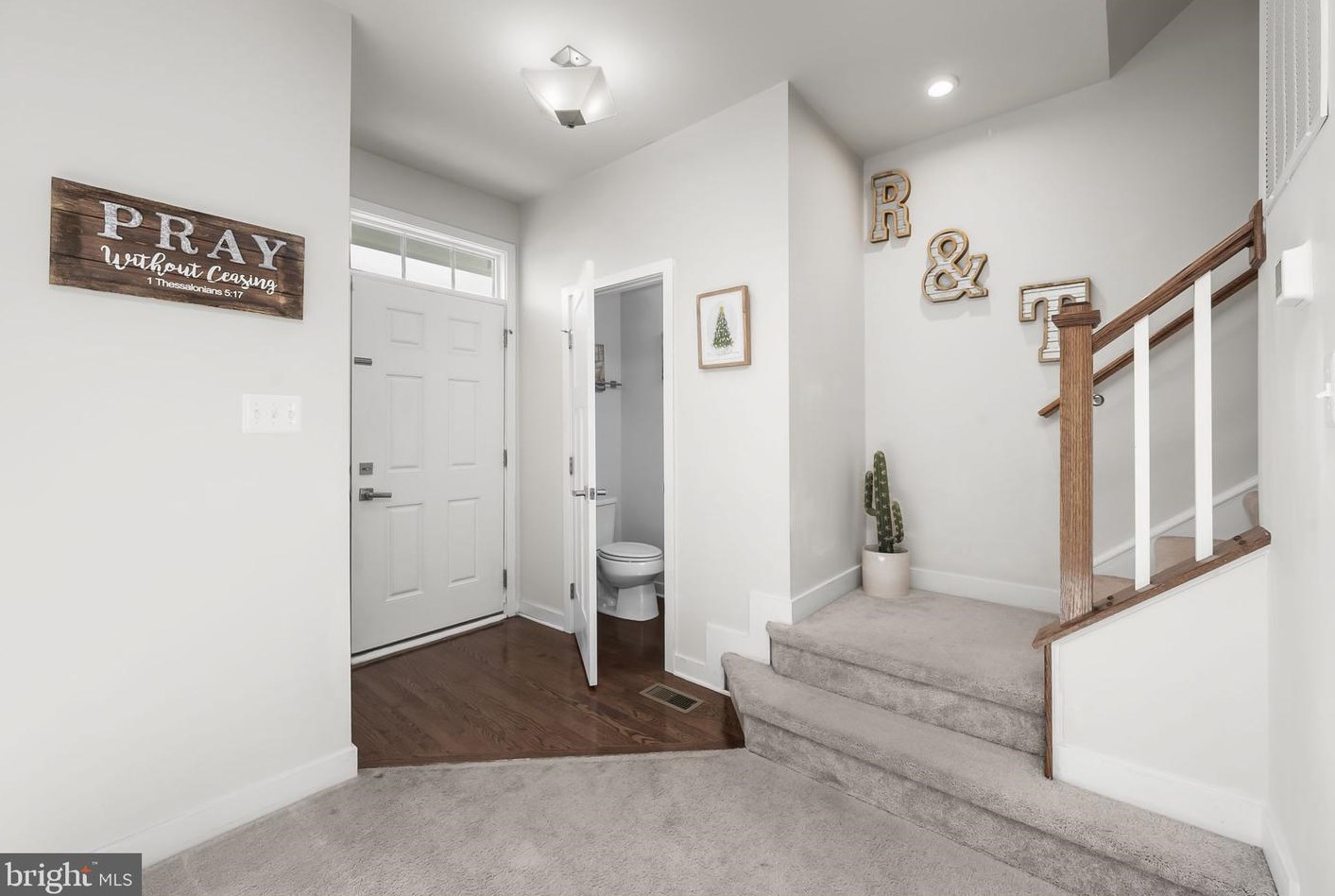 79 Ontario Dr, Falling Waters, WV 25419