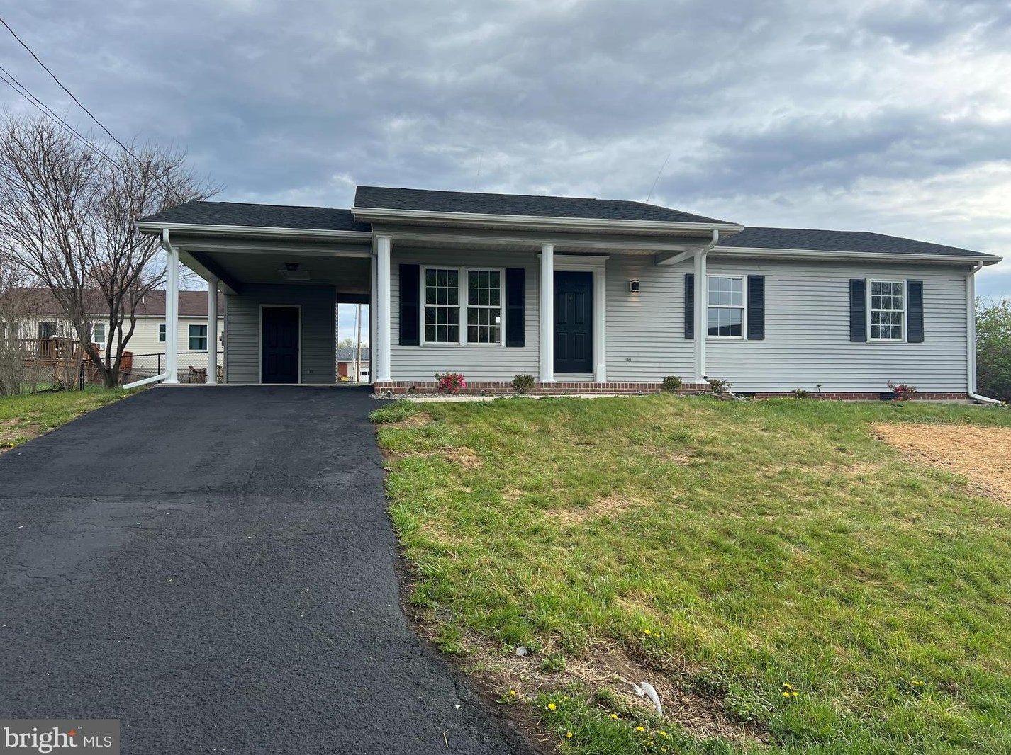 41 Hemmingway Ln, Martinsburg, WV 25405-5890