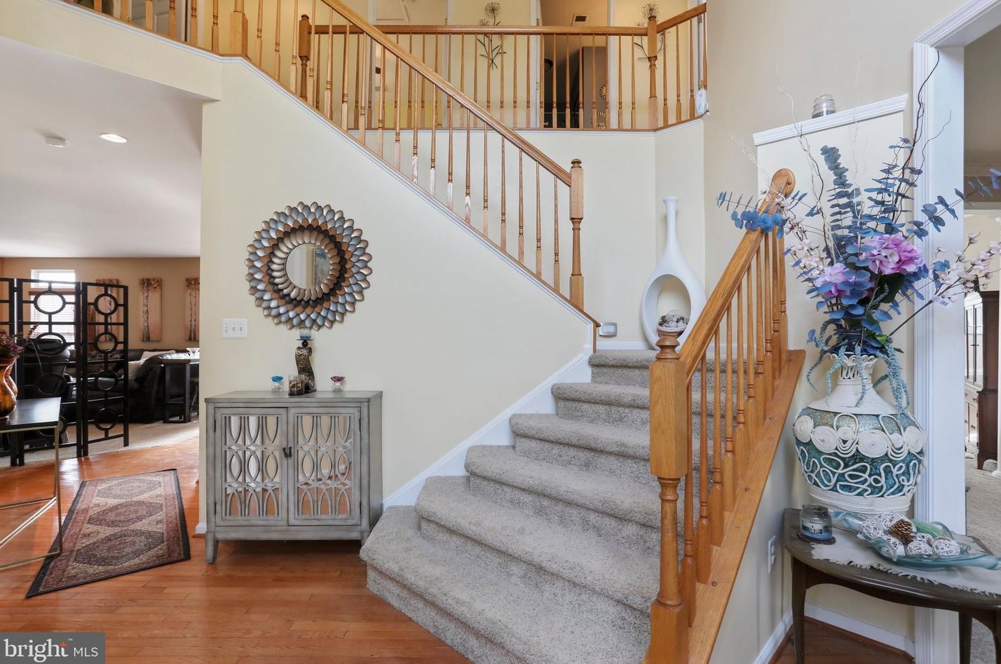 160 Richwood Hall Rd, Martinsburg, WV 25430-2797