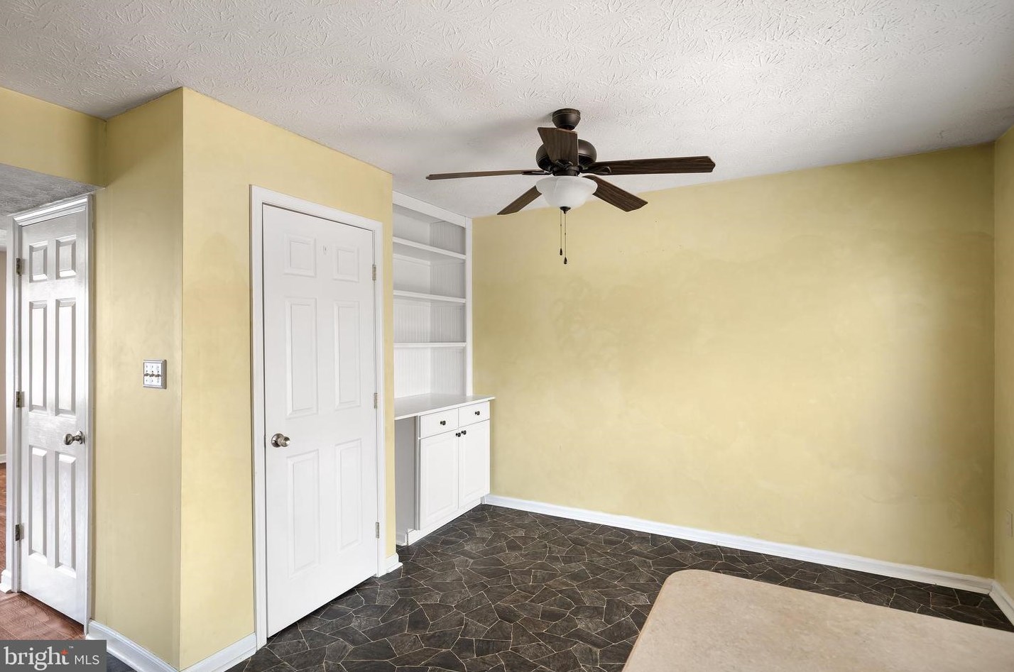 162 Stadium Cir, Inwood WV  25428-4327 exterior