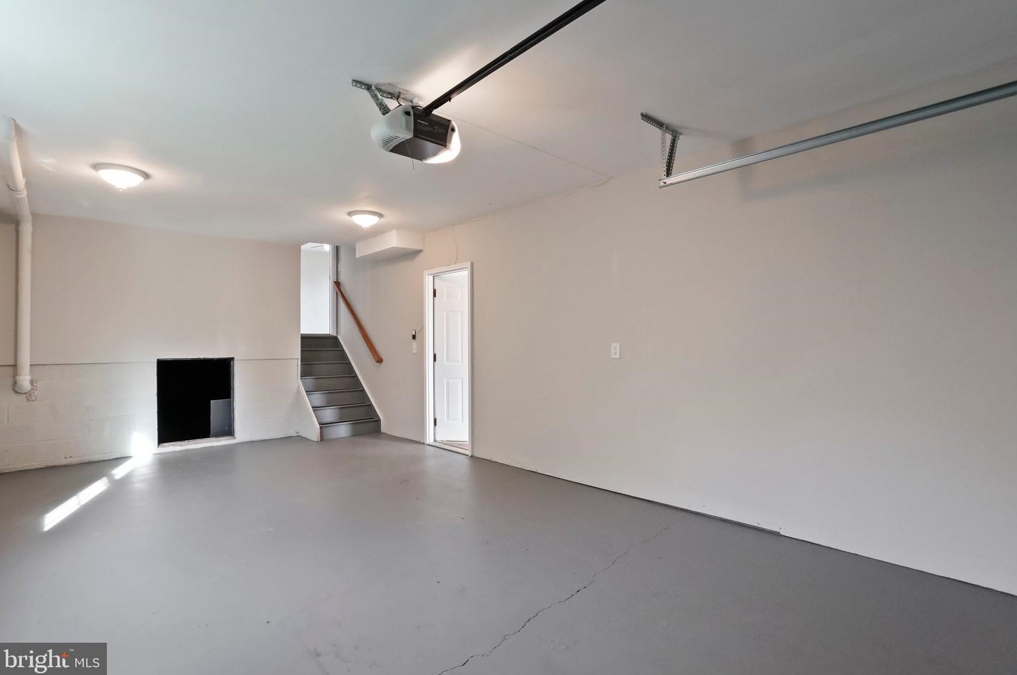 291 Michigan Dr, Falling Waters, WV 25419