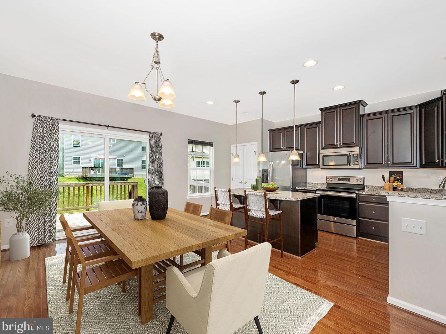 104 Norwood Dr, Falling Waters, WV 25419