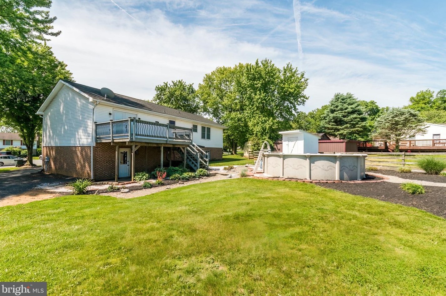 39 Logan Ct, Inwood, WV 25428-4319