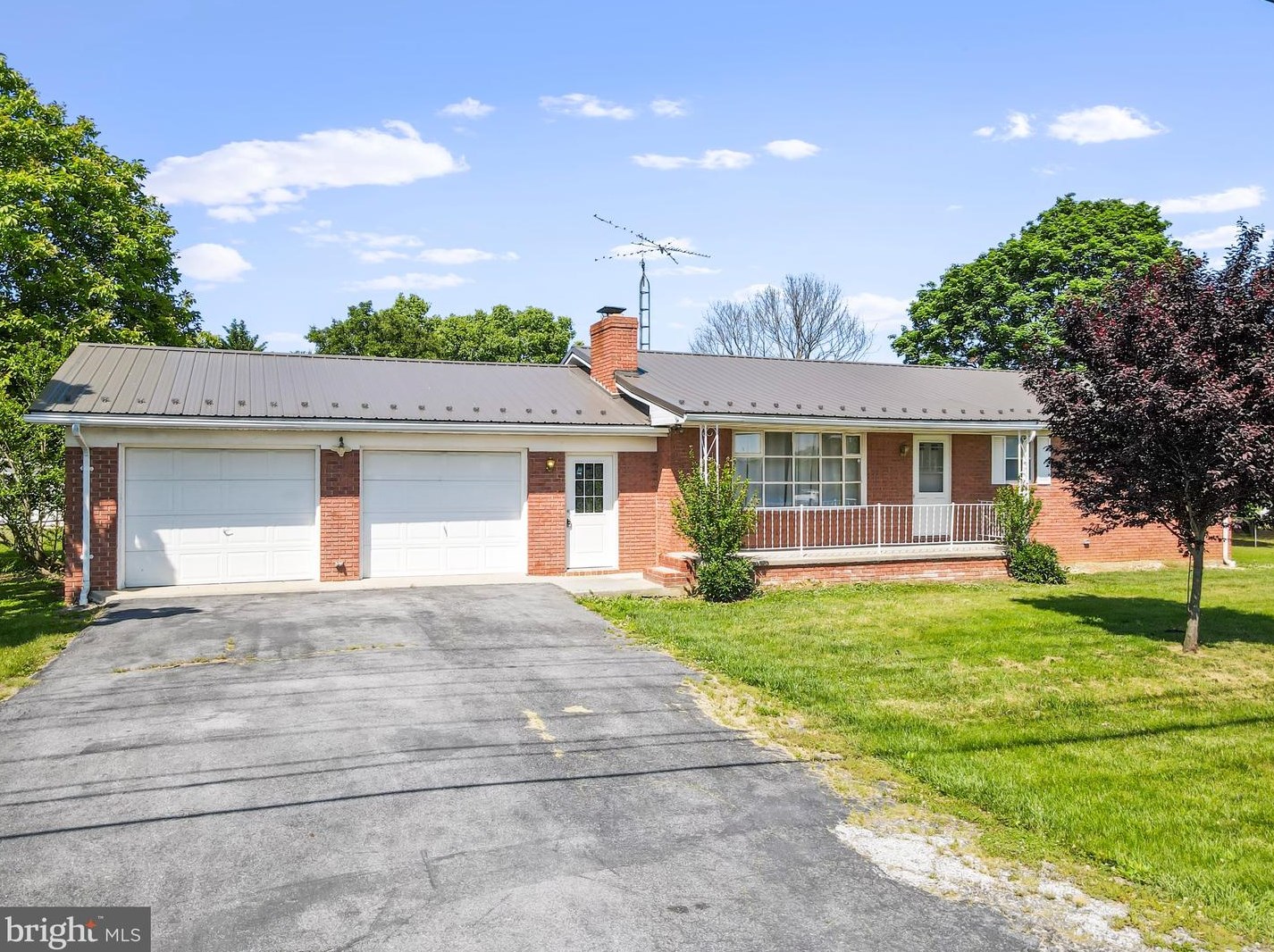 135 Musselman Dr, Inwood, WV 25428