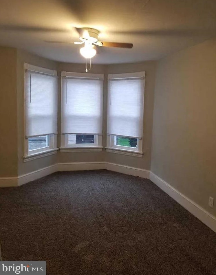 727 King St, Martinsburg WV 25401-2027 exterior