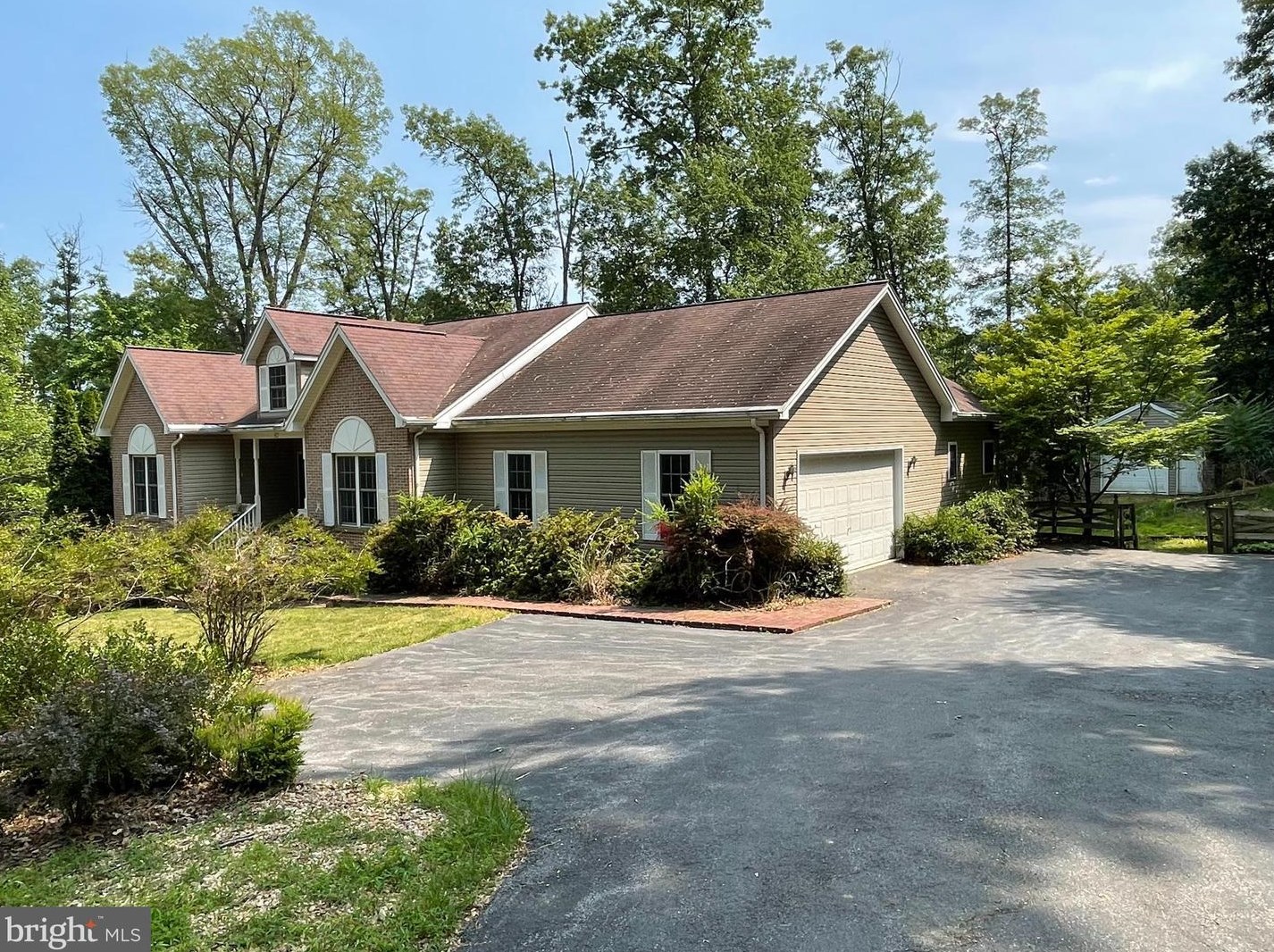 67 Toboggan Hill Trail, Hedgesville, WV 25427