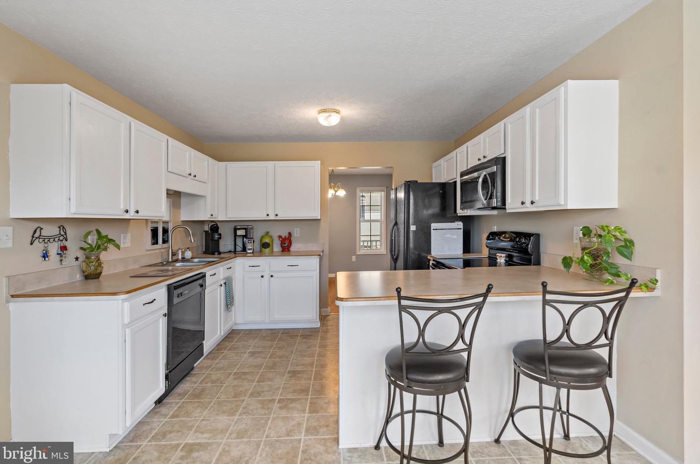 49 Escalade Ln, Martinsburg, WV 25403-7672